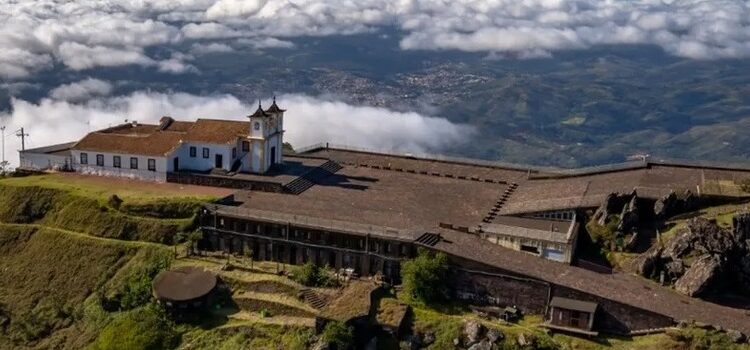 Minas Gerais e Bahia lideram crescimento turístico no Brasil com alta maior que média nacional
