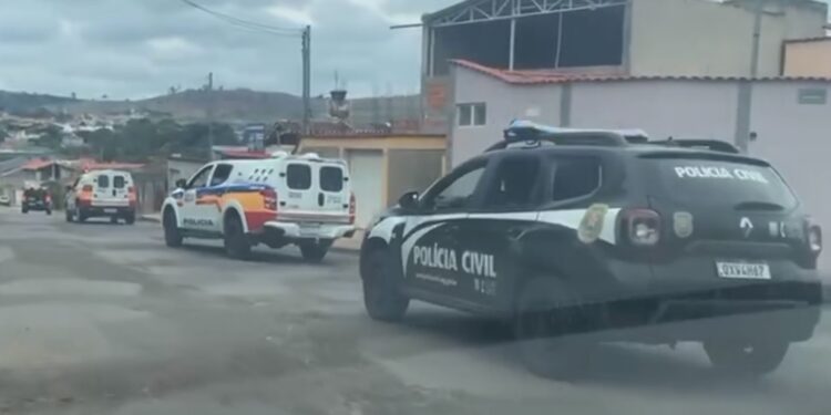 VÍDEO | Operação policial em Três Pontas apreende quase 30 quilos de drogas em ação contra o tráfico