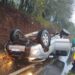 Caminhonete CAPOTA em acidente grave entre Guaxupé e Muzambinho