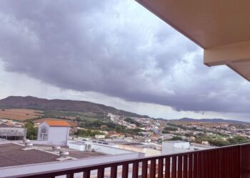 |VÍDEO| Forte chuva de granizo atinge Carmo do Rio Claro e região nesta sexta-feira