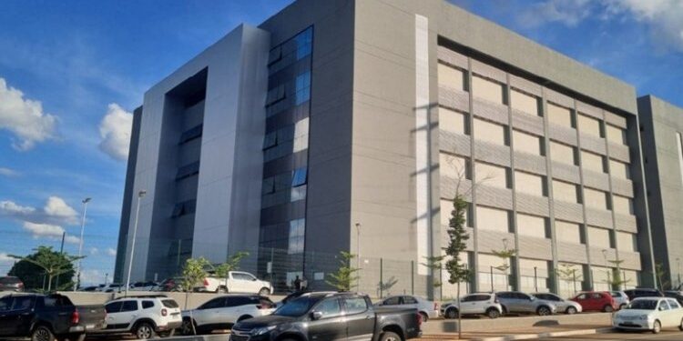 Montes Claros inaugura novo Fórum 