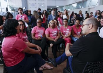 Minas Gerais passa a oferecer teste genético gratuito para detecção de câncer de mama e de ovário pelo SUS