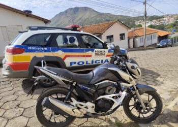 Polícia Militar intensifica abordagens em Carmo do Rio Claro para reforçar a segurança