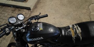 Homem é preso com cocaína e motocicleta adulterada durante operação da Polícia Militar Rodoviária