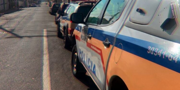 Homem é agredido por grupo em Conceição da Aparecida; ataque teria motivação contra policial militar