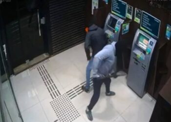 Criminosos atacam agências bancárias em cidade do Sul de Minas e espalham miguelitos na fuga