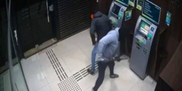 Criminosos atacam agências bancárias em cidade do Sul de Minas e espalham miguelitos na fuga