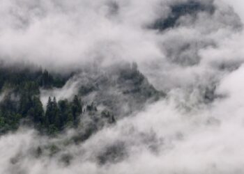 PREVISÃO DO TEMPO: Fim de semana deve ser chuvoso e de ventos intensos no Sul de Minas