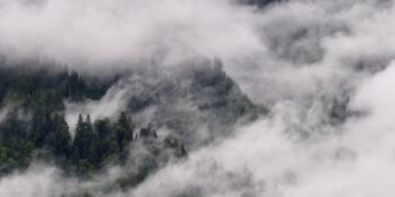 PREVISÃO DO TEMPO: Fim de semana deve ser chuvoso e de ventos intensos no Sul de Minas