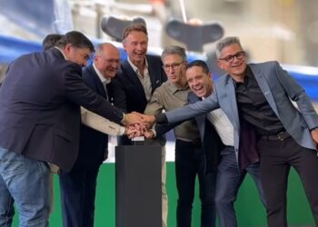 VÍDEO| Tour pela nova HEINEKEN; executivos do grupo destacam o incentivo da Prefeitura de Passos e comemoram Inauguração