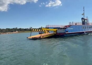 |VÍDEO| Guapé recebe ferryboat e amplia mobilidade no Lago de Furnas