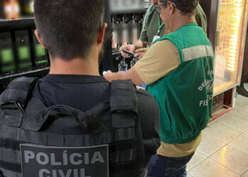 Fiscalização em Alfenas apreende bebidas suspeitas de falsificação