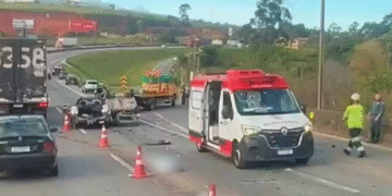 Grave acidente entre cinco veículos na BR-381 provoca duas mortes e deixa uma pessoa ferida