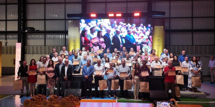 Cooxupé celebra excelência dos produtores na premiação do Programa Especialíssimo 2025