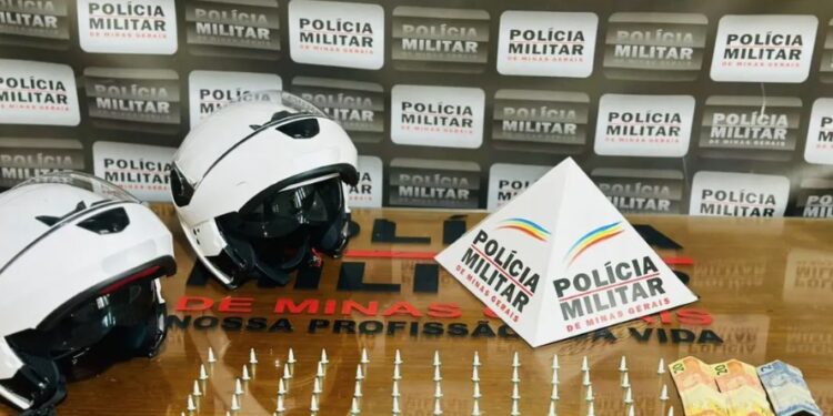 Menor é apreendido por tráfico de drogas