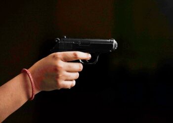 Homem é baleado pelo próprio filho após discussão em sítio na zona rural