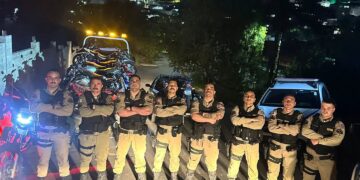 PM apreende 16 veículos e aplica 35 multas em operação de trânsito