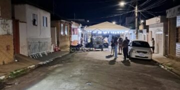 VÍDEO| Tiroteio durante pagode deixa duas pessoas feridas no bairro São Francisco em Passos (MG)
