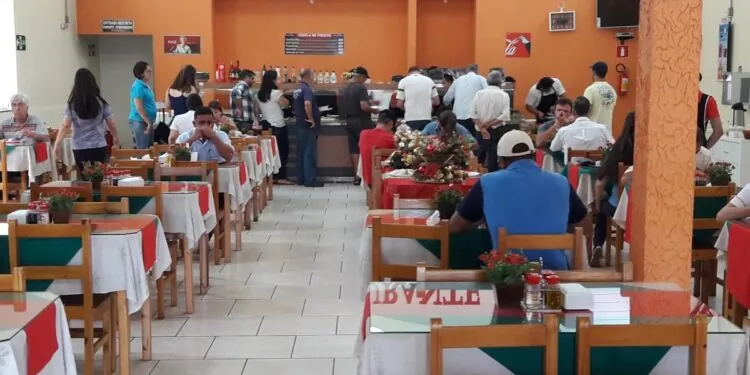 VAGA ABERTA – AJUDANTE DE COZINHA | RESTAURANTE BOM PRATO