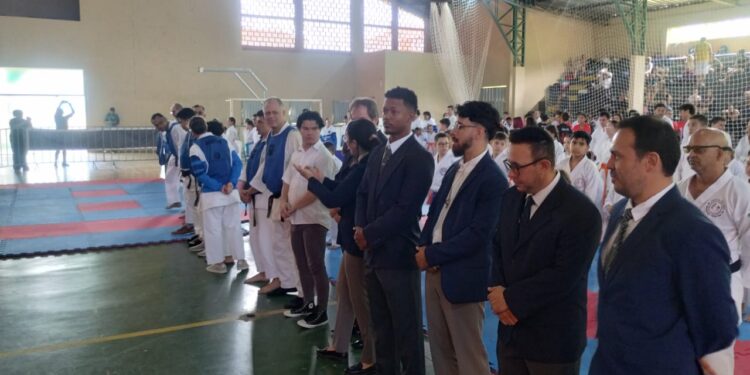 VÍDEO | Projeto Lutando Juntos se destaca e conquista vice-campeonato na 4ª Copa Minas Gerais de Karatê em Carmo do Rio Claro