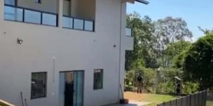 URGENTE! Advogada mata companheiro a tiros em chácara