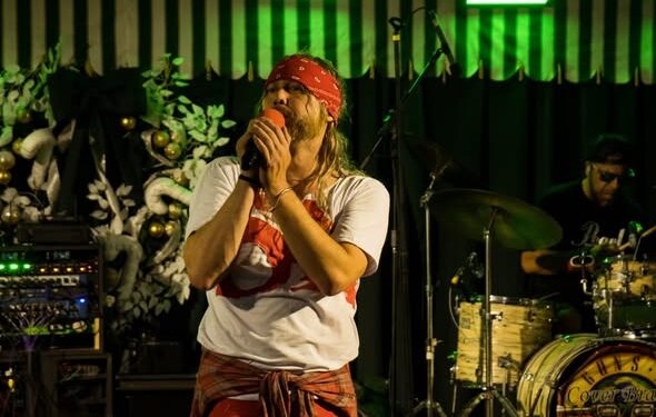 Comida, bebida e rock marcam primeira noite de Festival Gastronômico em Carmo