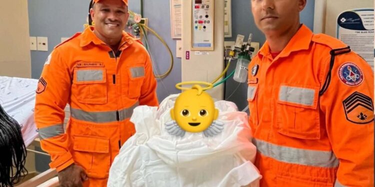 Mulher de 24 anos entra em trabalho de parto dentro do elevador da Santa Casa de Passos