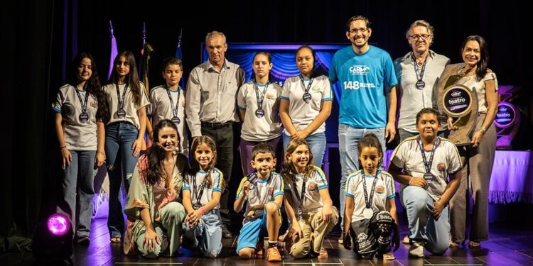 Entrega da Premiação do Festival de Teatro Escolar 2025 celebra talento dos estudantes em Carmo do Rio Claro