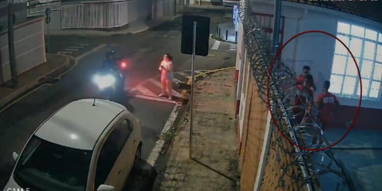 VÍDEO: Bombeiro salva bebê engasgado durante atendimento de emergência