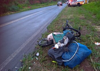 Ciclista de 55 anos morre após ser atingido por veículo não identificado próximo a Alterosa (MG)