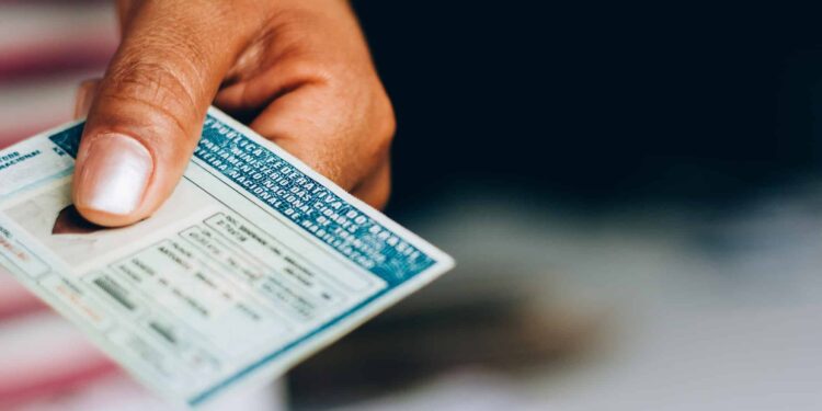 Atenção, motorista: CNH vencida gera multa e outras sanções, saiba mais!