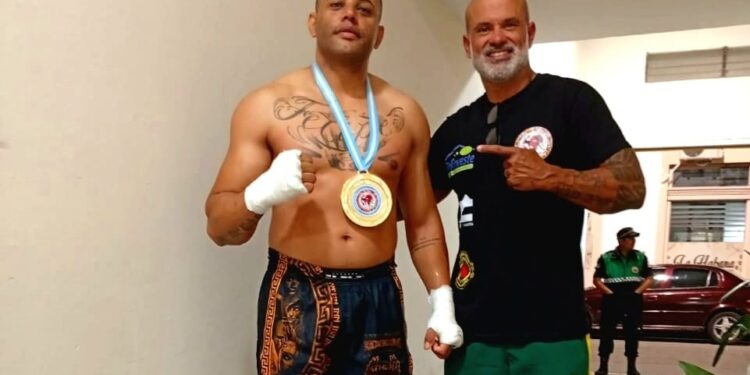 VÍDEO | Atleta carmelitano Diguinho conquista vice-campeonato no Mundial de Artes Marciais na Argentina