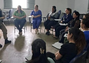 PMMG de Alterosa realiza reunião com a Rede de Mulheres Protegidas para fortalecer ações contra a violência doméstica