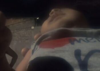 Vídeo: PM salva bebê engasgado em atendimento emergencial