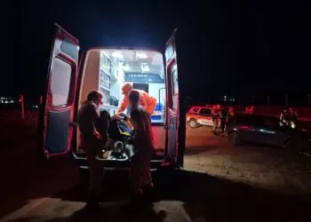 Motociclista é encontrado caído com trauma na cabeça e ferimentos pelo corpo