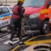 URGENTE – Criança de 7 anos desaparece em enxurrada enquanto brincava na rua; Bombeiros mobilizam buscas