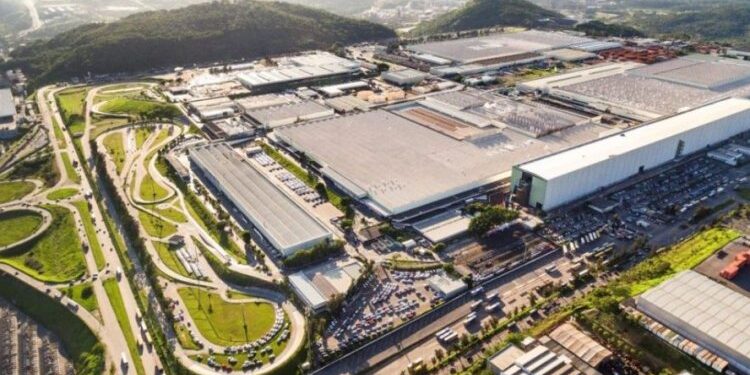 Polo automotivo tem recorde de exportações 
