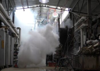 Vazamento de amônia intoxica trabalhadores em frigorífico