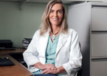 Substância que pode devolver movimentos a paraplégicos será ofertada pelo SUS após aval da Anvisa, diz médica
