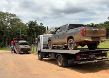 Polícia Militar recupera duas Hilux furtadas em MG