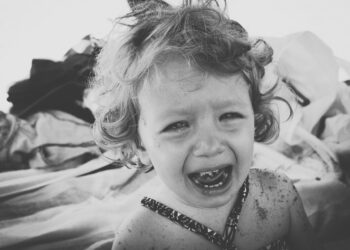 Homem é preso suspeito de estuprar a filha de 9 anos; criança está hospitalizada