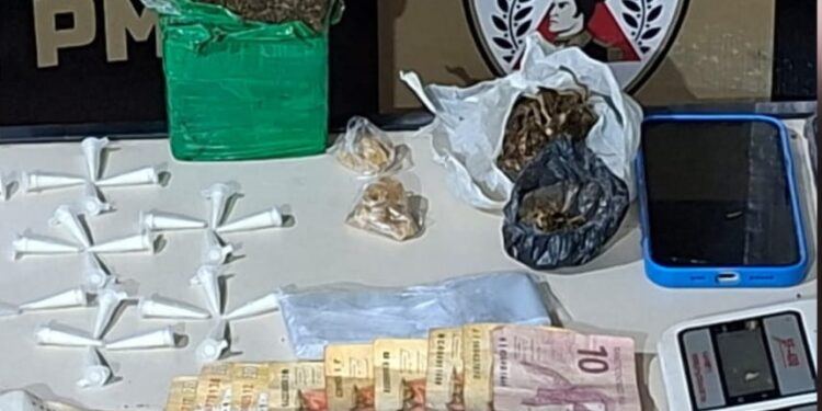 Seis pessoas são detidas por tráfico de drogas em operação da PM em Campo do Meio (MG)