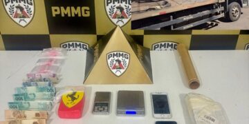 Jovem é preso por tráfico de drogas durante operação da Polícia Militar em Guaxupé (MG)