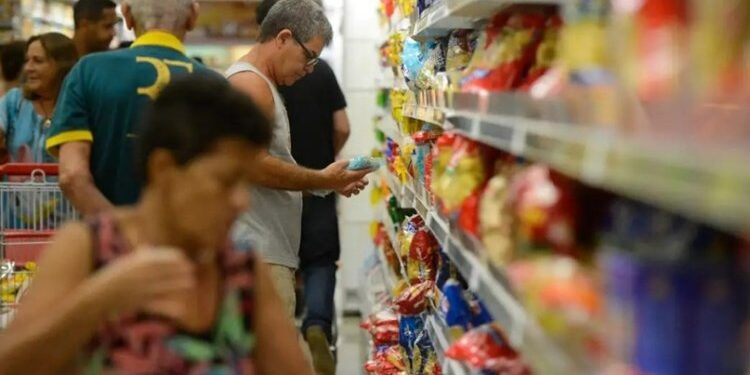 Em Uberlândia cesta ultrapassa R$ 700