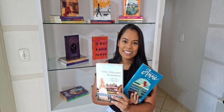VÍDEO | Bazar Literário transforma livros usados em novas histórias em Carmo do Rio Claro (MG)