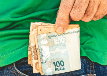 Regra do Imposto de Renda altera descontos no salário; veja