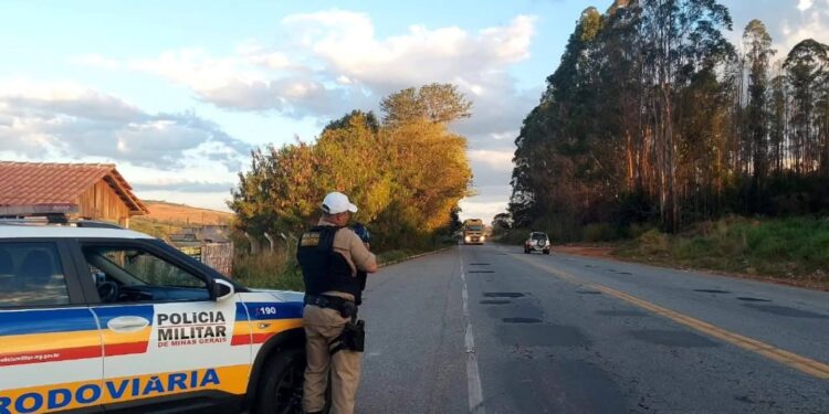 PM Rodoviária lança Operação Carnaval 2026 com reforço na fiscalização das estradas