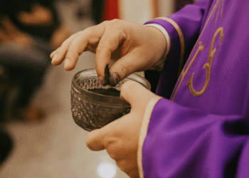 Após o Carnaval, Quarta-feira de Cinzas abre Quaresma