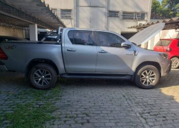 Caminhonete furtada em frente a pizzaria em Alfenas; proprietário pede ajuda para localizar veículo