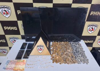 Três suspeitos são presos por tráfico de drogas em Itaú de Minas